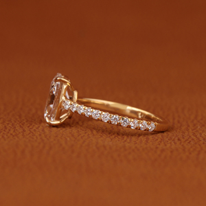 Bague de fiançailles en diamant de laboratoire taille radiant 2 carats, or 14K 18K, halo caché, solitaire, pour femme - Product Image 3