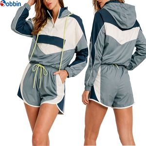 Conjunto Deportivo de 2 Piezas para Mujer, Diseño Color Block, Sudadera con Capucha, Manga Larga, Corte Holgado, Pantalones Cortos Deportivos, Ropa Casual de Primavera/Verano - Product Image 4