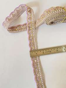 Ribete de encaje sexy bordado a mano con cuentas - Tela de organza con patrón geométrico soluble en agua, ecológica, para diseñadores de bodas - Product Image 3