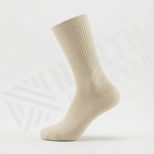 Chaussettes ras du cou unies 100 % coton respirantes tricotées style classique pour adulte, idéales pour le printemps et le quotidien - Product Image 3