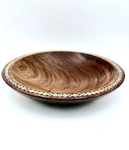 Tazón Redondo de Madera en Color Nogal Claro con Tapa y Base de Metal con Diseño Martillado para Utensilios de Cocina, Nuevo Estilo, Craftera Exports - Product Image 2