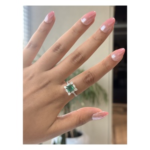 Anillo de compromiso y boda con diseño floral atemporal, halo de diamantes cultivados en laboratorio de 0.75 ct, joyería para mujer, oro macizo de 14 quilates, IGI - Product Image 1