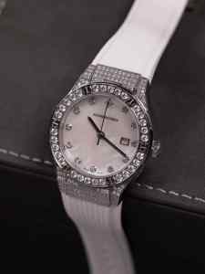 Reloj de pulsera para mujer, resistente al agua hasta 50m, cuarzo, 33mm, redondo, acero inoxidable, Alexander Ferros 2251FS-19, cristal de zafiro, hebilla de goma - Product Image 4