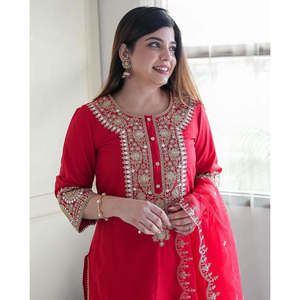 Hermosa ropa musulmana tradicional y accesorios con Dupatta de fondo superior y codificación de bordado Dori-Sequence Work - Product Image 1