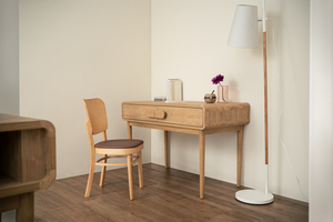 เก้าอี้รับประทานอาหารหุ้มผ้าไวนิลคุณภาพพรีเมียมทันสมัย พนักพิงไม้โค้งตามหลักสรีรศาสตร์ ทนทาน เหมาะสำหรับธุรกิจบริการ ผลิตในมาเลเซีย - Product Image 5