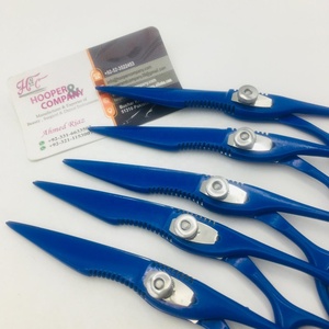Tijeras Azules Japonesas para Peluquería, Tijeras Rectas Afiladas de Acero Inoxidable de 6 Pulgadas, Tijeras Rectas de Alta Calidad con Logotipo Personalizado - Product Image 3