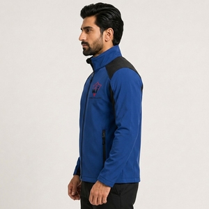 Ropa de exterior de calidad profesional para hombres con estilo de vida activo, chaquetas softshell elásticas para hombre, chaquetas softshell con capas para movimiento. - Product Image 3