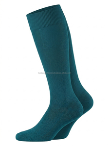 FONILBEST SPORTS WEARS Chaussettes de sport noires pour femmes, en Spandex/Polyester/Coton, tricotées, unies, respirantes, séchage rapide - Product Image 4
