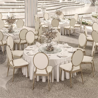 Location de meubles en fer moderne pour banquet, fête, événement, mariage, hôtel doré fantaisie, chaise de salle à manger empilable à dossier rond à prix bon marché