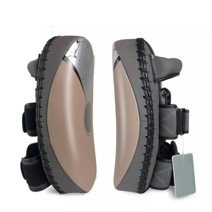 Almohadillas de Kick Boxing de Alta Calidad, Nuevo Modelo Transpirable, Almohadillas de Muay Thai Profesionales para Hombre de la Mejor Calidad - Product Image 1