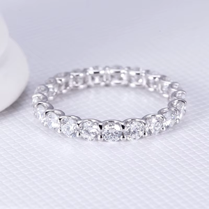 แหวนเพชรทรงกลมบริลเลียนต์แพลตตินั่ม รับรองโดย GIA สไตล์คลาสสิก เครื่องประดับหมั้นสำหรับผู้หญิง - Product Image 5