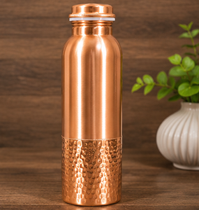 Bouteille en cuivre à base martelée, bienfaits ayurvédiques, récipient en cuivre pour boissons, vente en gros, bouteille de sport en cuivre indienne de luxe - Product Image 4