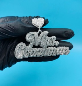 Pendentif personnalisé en forme de cœur avec moissanite, en argent 925, style hip-hop, pour femme, cadeau pour elle - Product Image 1