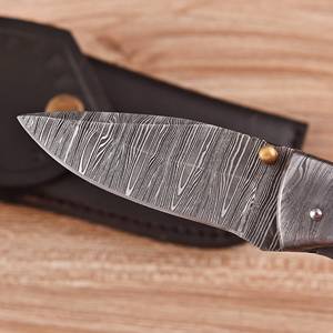Couteau de chasse pliant à verrouillage Liner Lock en acier Damas forgé à la main, pour l'extérieur, EDC, avec manche personnalisé, vente en gros industrielle, fournitures UA - Product Image 2