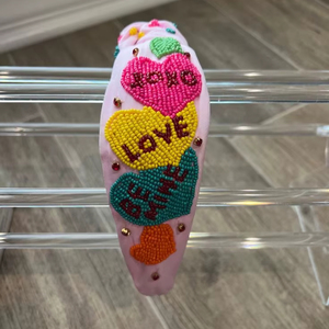 Serre-têtes en perles faits main, durables et colorés, pour femmes et filles, pour la Saint-Valentin, roses, rembourrés, multi-cœurs, avec strass - Product Image 1