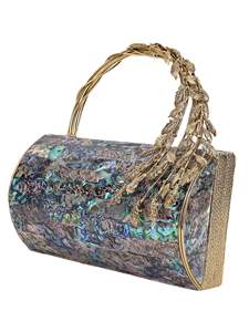 Pochette artisanale en nacre la plus vendue avec poignée en feuille d'or pour soirées, mariages et fêtes – Disponible dans le monde entier - Product Image 3