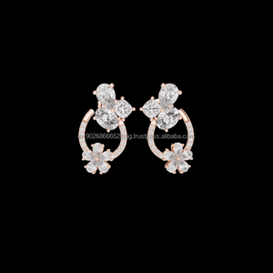 Treasures Timber 14K Gold Trendy Vintage-Inspired Floral Stud Pendientes Romántico Antiguo Oro Joyería - Product Image 1