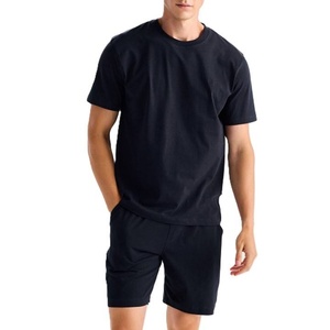 Ensemble T-shirt et short pour homme, vente en gros, tenue décontractée d'été deux pièces, couleur unie, streetwear, tenue de sport et de détente, direct usine - Product Image 1