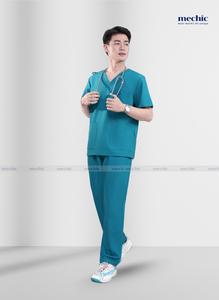 Uniforme médical pour homme de couleur vert-bleu, col en V, manches courtes, en polyester et rayonne extensibles dans les quatre sens, avec pantalon inclus. - Product Image 2