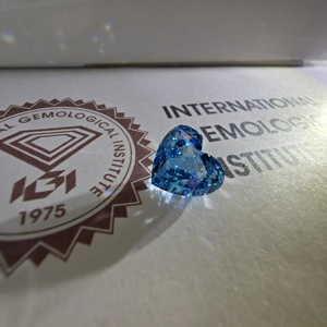 Diamante Suelto Cultivado en Laboratorio, Corte Brillante Modificado, Color Azul Intenso Fantasía, 5.7CT, VS2, Certificado IGI - Product Image 5