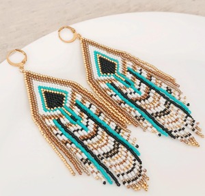 Boucles d'oreilles perlées marron foncé, couleur chocolat, finition unie, prix usine, vente en gros - Product Image 4