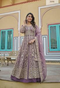 Traje Anarkali Moderno de Seda Semi-Cosido con Bordado y Lentejuelas para Bodas, Graduaciones y Diwali - Product Image 2