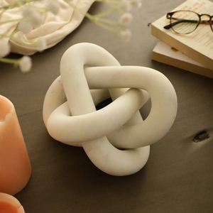 Escultura Moderna Abstracta de Nudo Infinito con Acabado en Mármol Blanco, Adorno Decorativo para Mesa, Objeto Artístico Contemporáneo de Bucle Entrelazado - Product Image 3
