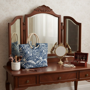 Sac de plage élégant et durable en jute avec longues poignées d'épaule |   Tissu imprimé floral sans azo pour le shopping, l'usage quotidien et les activités de plein air - Product Image 6