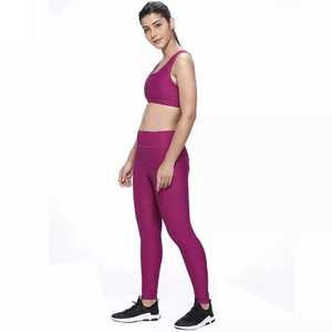Conjunto de Yoga para Mujer, Corte Ajustado, Estilo Americano y Europeo, Nueva Colección, Ropa Deportiva de Primera Calidad, Diseño Personalizado - Product Image 3