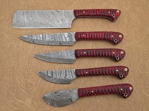 Ensemble de couteaux de cuisine japonais professionnels en acier Damas à cinq pièces, lames en acier Damas, manches en bois Pakka - Product Image 4