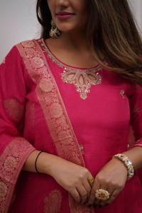 Conjunto de Traje de Seda Romana para Mujer, Bordado a Mano, Tres Piezas, Completamente Cosido, Ropa de Fiesta, Colección Moderna al por Mayor - Product Image 6