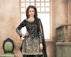 Costume Salwar Moderne Semi-Couture en Soie Tapeta Brodé pour Femme - Idéal pour les Fêtes, Mariages et Diwali - Product Image 1