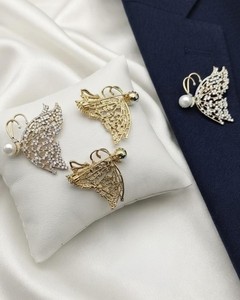 Broche de mariposa de cristal elegante y brillante, broche de oro y plata con piedras de circón, joyería para mujeres y hombres - Product Image 2