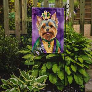 Yorkshire Terrier King Mardi Gras Bandera de jardín multicolor Buzón decorativo Patio Banner para camas de flores y obras de arte - Product Image 2