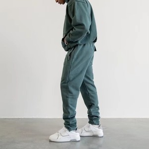 Survêtements pour hommes noirs avec impression personnalisée, détails en strass, sweat à capuche zippé et pantalon de jogging, style streetwear décontracté - Product Image 5