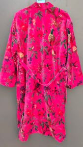 Bata de terciopelo con estampado floral rosa para mujer, bata de baño de manga larga, tejido suave, ropa de dormir informal, estilo primavera - Product Image 2