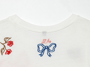 Camiseta Blanca de Manga Corta con Cuello Redondo y Bordado Floral para Mujer, Diseño Lindo, Corte Holgado, Primavera Verano, Top de Algodón Jersey - Product Image 5