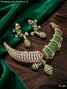New Ad High Quality IGI Certified Stainless Steel <b>Gold</b> Plated Flower Design Wedding <b>Jewelry</b> Women's Classic Style Necklace <b>Set</b> - Product Image 3