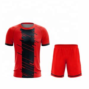 Maillot de football personnalisé par sublimation 100% polyester, séchage rapide, respirant, manches courtes, faible MOQ, unisexe adulte - Product Image 1