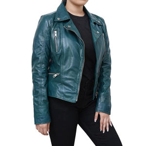 Chaqueta Corta de Motociclista para Mujer, Estilo Retro, de Cuero Vacuno Transpirable, con un Toque Moderno y Elegante - Product Image 3