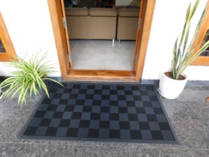 Tapis de porte en caoutchouc à motif côtelé ROYAL 90x150cm pour entrée principale, hôtels, restaurants, hôpitaux, centres commerciaux - Product Image 3