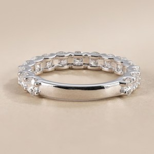 Bague de fiançailles demi-éternité en moissanite taille ronde, argent 925 véritable, cadeau idéal pour elle - Product Image 4