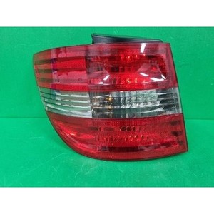 Luz Trasera Izquierda Usada Clase B A1698202564 - Product Image 1