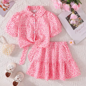 Conjunto de Verano de 2 Piezas para Niñas, Camiseta Polo de Manga Corta con Estampado de Leopardo Rosa y Minifalda, para Uso Diario, Vacaciones y Fiestas - Product Image 1