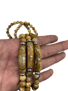 สร้อยข้อมือคริสต์มาสลายหินแจสเปอร์รูปทรงอิสระประดับอัญมณีขัดเงา - Product Image 2