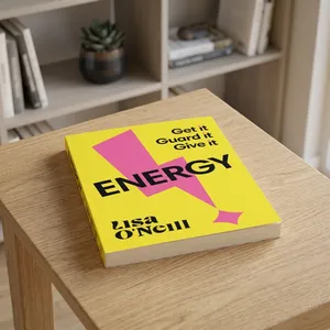 Energy de Lisa O'Neill, libro de bolsillo, desarrollo personal, mindfulness, salud mental, éxito de ventas para adultos - Product Image 3