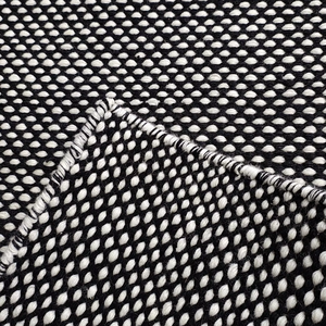 Alfombra de lana tejida a mano, abstracta, en blanco y negro |   Alfombra Moderna de Tejido Plano Texturizado, Ecológica y Apta para Mascotas, para Sala de Estar y Dormitorio - Product Image 1