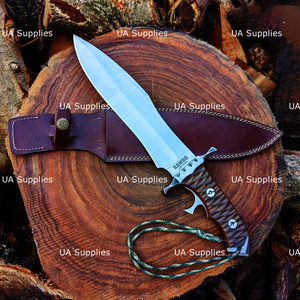 Couteau de chasse à lame fixe forgée à la main, style film, en acier au carbone, pointe clip, 16 pouces, manche en bois, modèle RAM BO Last Blood de UA Supplies - Product Image 2