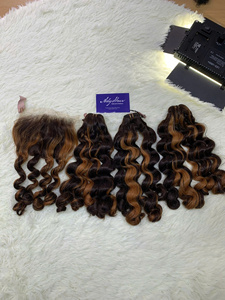 Extensiones de Cabello Vietnamitas de Nuevo Diseño para Cabello Humano Virgen Remy Rizado, Extensiones de Cabello Natural con Ondas Profundas y Sedosas - Product Image 3