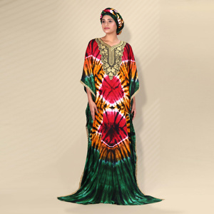 ชุดราโยนฟาราชาแบบกะฟตัน ปักลายที่คอเสื้อ ดีไซน์เรียบหรู พิมพ์ลายทั้งตัว แขนเสื้อทรงกว้างพลิ้วไหว ยาวลากพื้น ทรงสวยสง่า เหมาะสำหรับวันอีด - Product Image 3